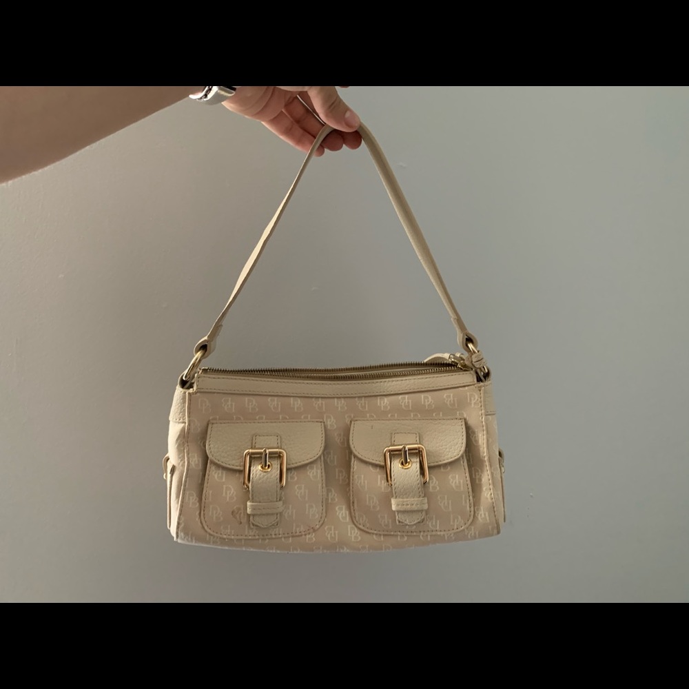 dooney and bourke purse